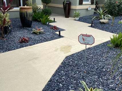 Craig's Perfect Turf Landscaping Rock and Mulch Port Charlotte Florida